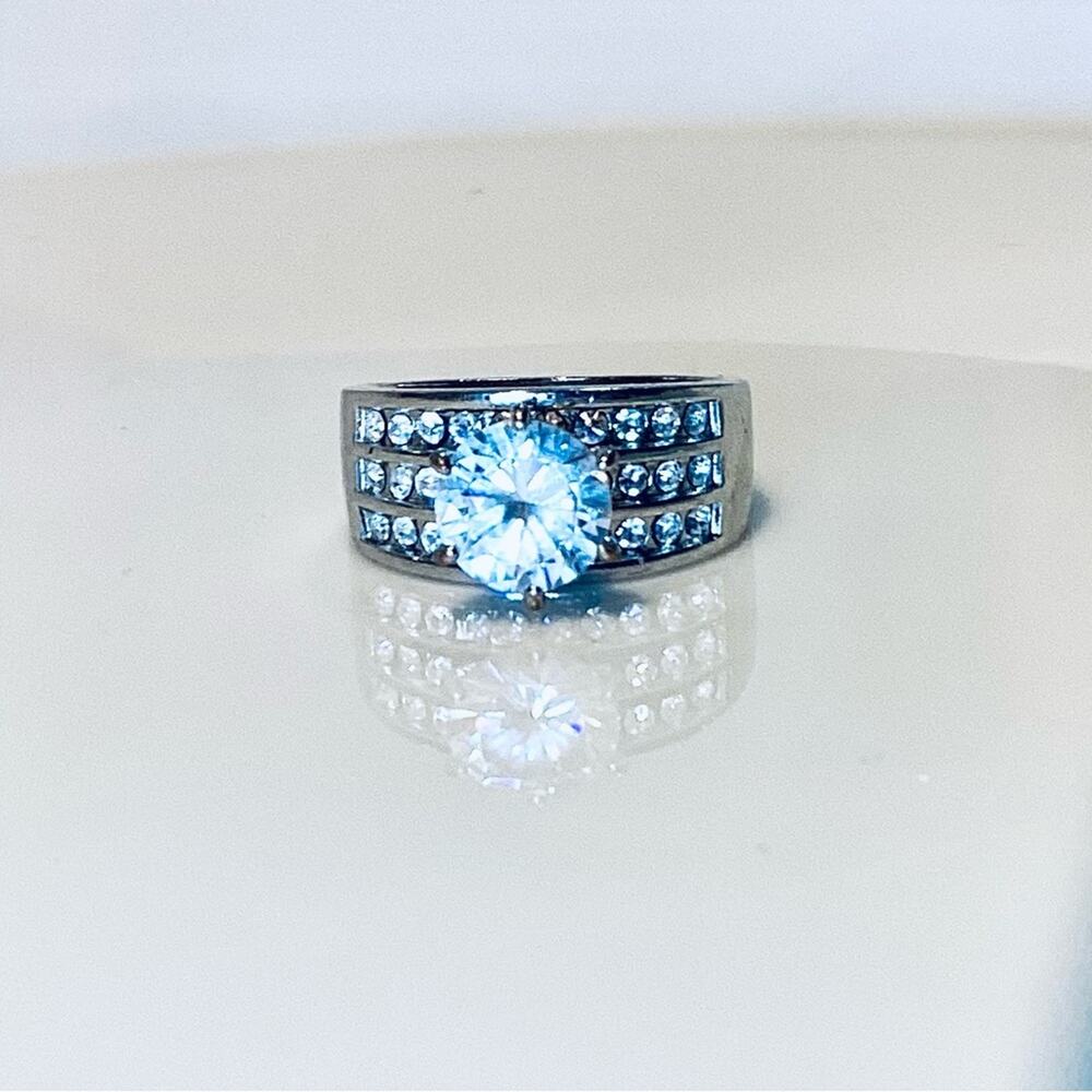 Crystal Solitaire Ring - Picture 2 of 6